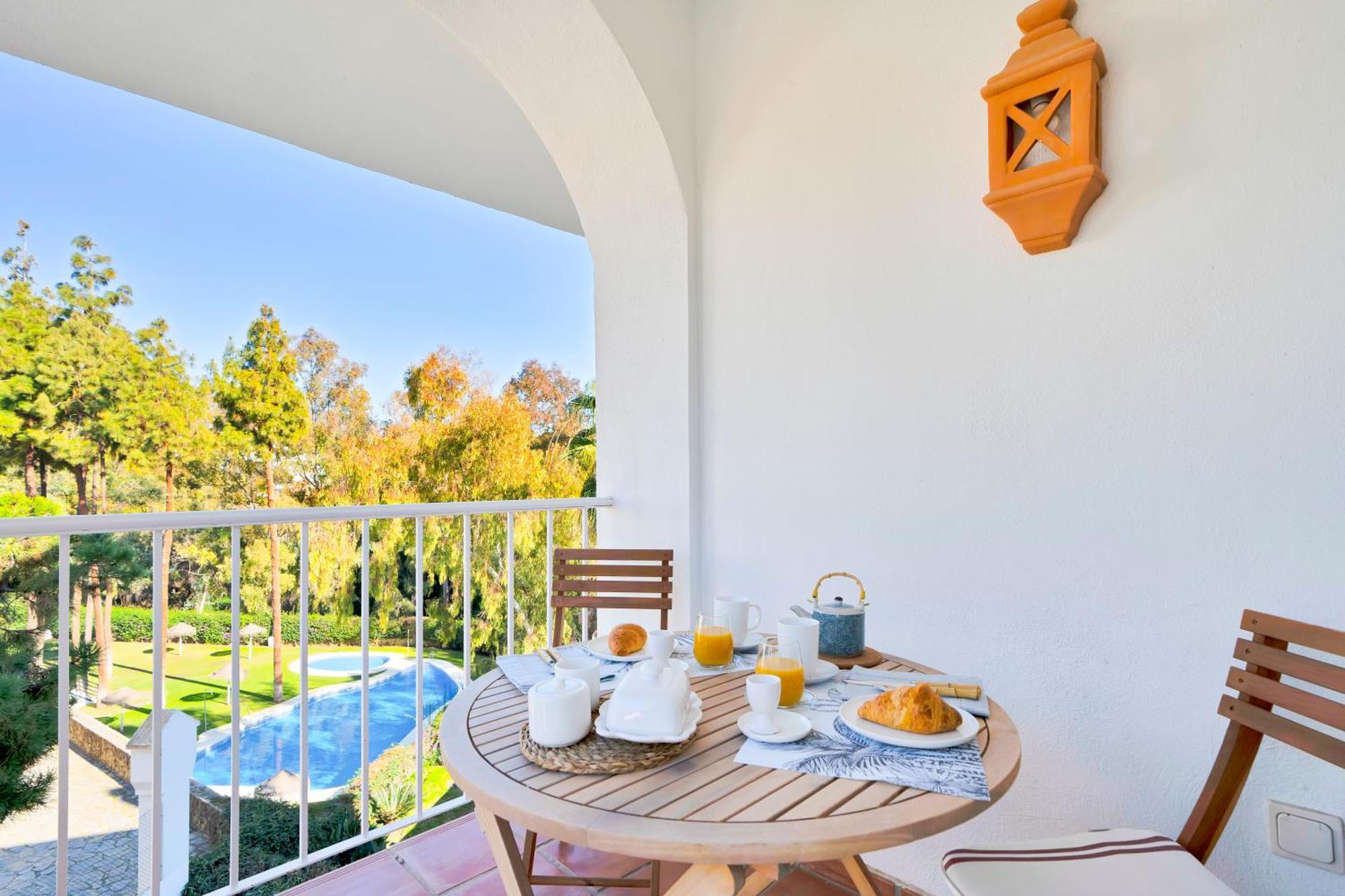 Luxury Penthouse With Sea Views In Marbella Golden Mile, Puente Romano Area Exterior foto